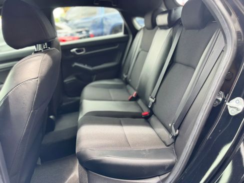 Used 2025 Honda Civic Sport image 17