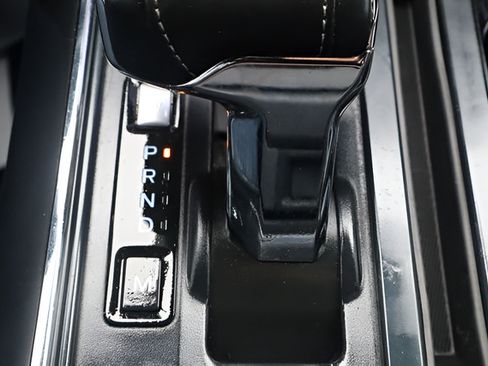 Used 2021 Ford F150 Lariat AWD/4WD image 12