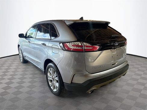Used 2024 Ford Edge Titanium image 8