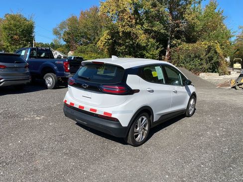 Used 2023 Chevrolet Bolt LT image 5