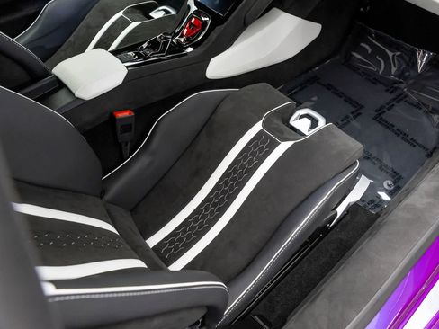 Used 2024 Lamborghini Huracan Tecnica RWD image 50
