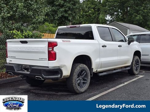 Used 2021 Chevrolet Silverado 1500 Custom Trail Boss AWD/4WD image 2