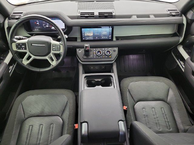 Used 2021 Land Rover Defender 110 SE AWD/4WD image 15