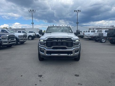 New 2026 RAM 5500 Tradesman w/ Chrome Appearance Group image 8