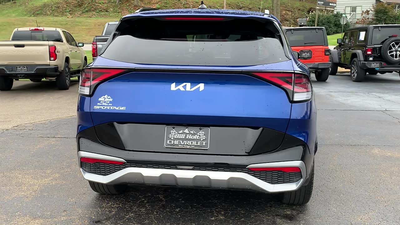Used 2025 Kia Sportage SX FWD image 4