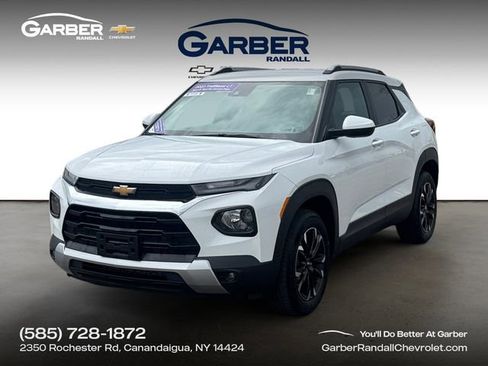 Used 2023 Chevrolet TrailBlazer LT w/ Convenience Package AWD/4WD image 1