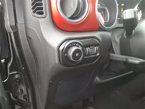 Used 2020 Jeep Wrangler Unlimited Rubicon image 12