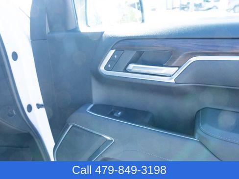 Used 2025 GMC Sierra 1500 SLT image 41