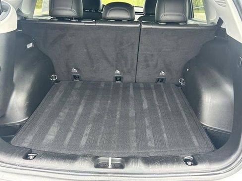 Used 2022 Jeep Compass Latitude image 9