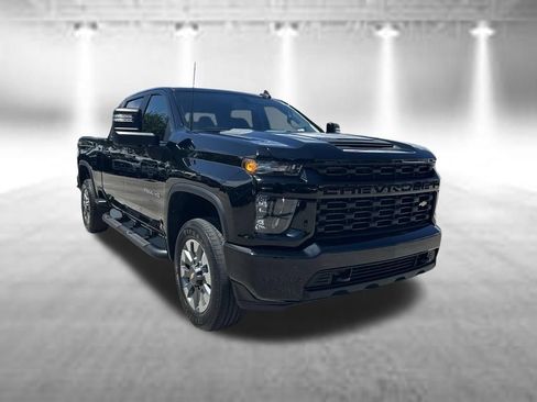 Used 2023 Chevrolet Silverado 2500 Custom w/ Custom Value Package AWD/4WD image 2