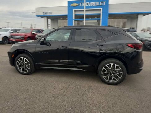 Used 2025 Chevrolet Blazer RS image 4