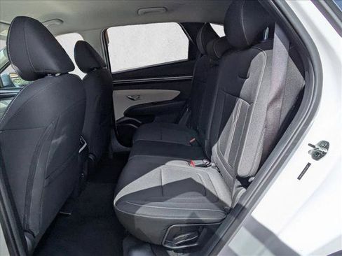 Used 2024 Hyundai Tucson SEL image 12