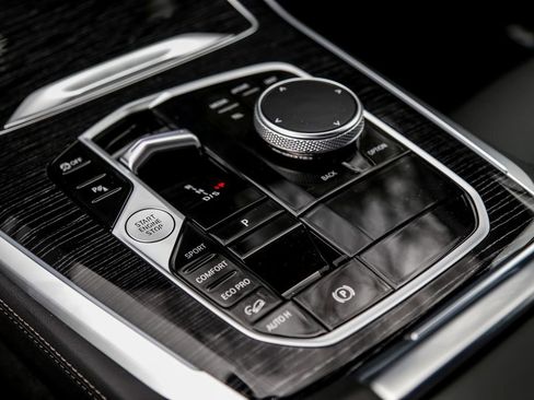 New 2026 BMW X5 xDrive40i w/ M Sport Package image 14