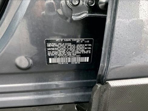 Certified 2024 Subaru Forester Limited image 37