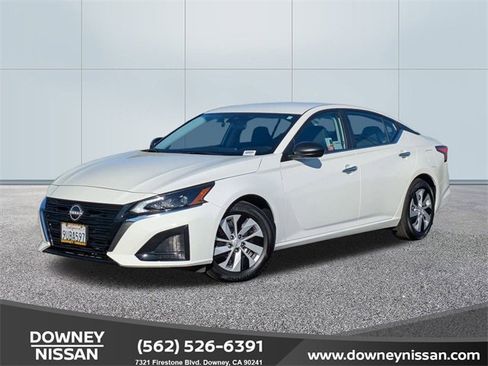 Certified 2025 Nissan Altima 2.5 S image 1