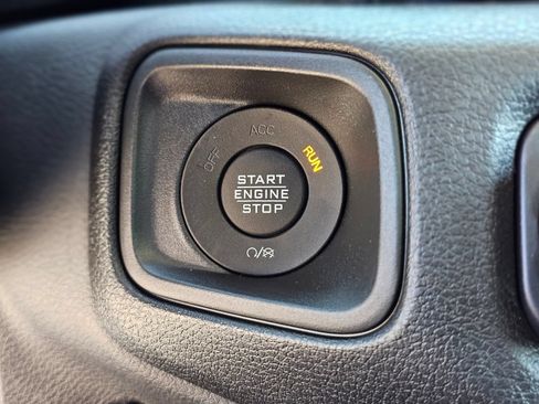 New 2026 Jeep Gladiator Sport AWD/4WD image 16