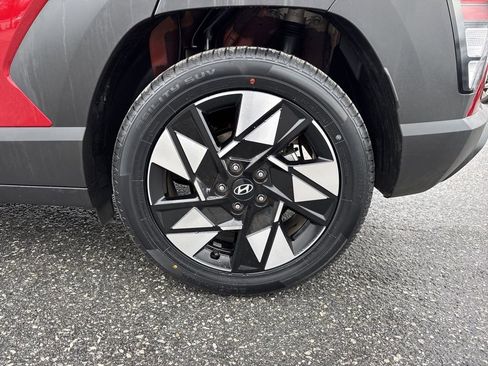 Used 2025 Hyundai Kona SEL image 27