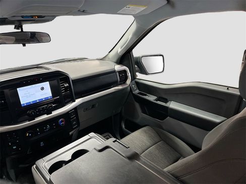 Used 2021 Ford F150 XL w/ Trailer Tow Package image 21