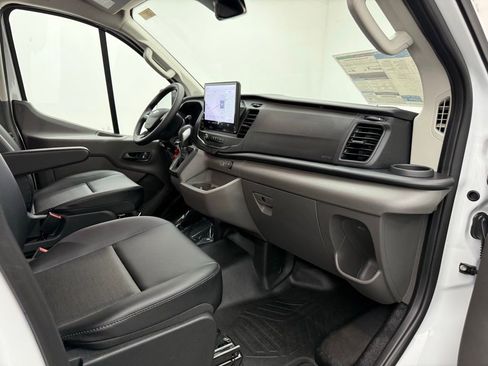 New 2025 Ford Transit 250 Low Roof image 23
