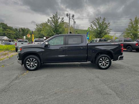 Used 2022 Chevrolet Silverado 1500 LT image 4