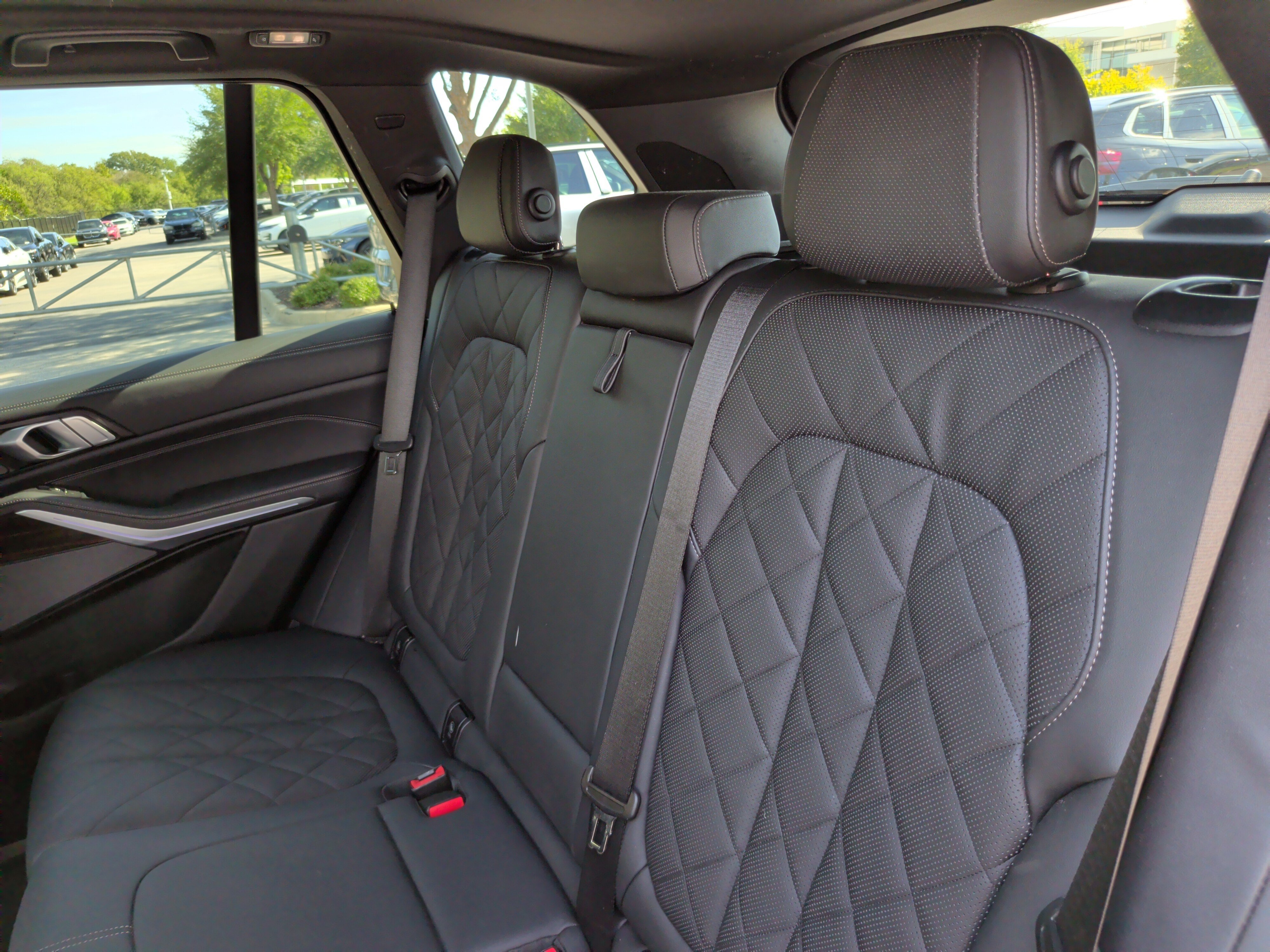 Used 2024 BMW X5 xDrive40i w/ M Sport Package AWD/4WD image 35