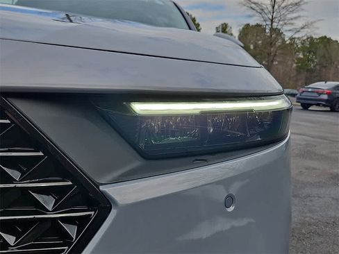 Used 2025 Honda Accord EX-L image 9