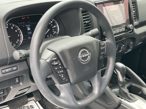 Used 2024 Nissan Frontier S w/ Technology Package AWD/4WD image 30