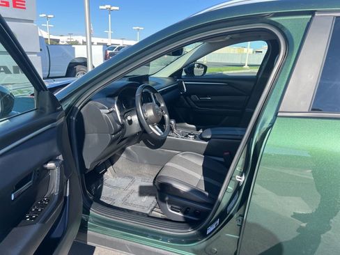 Used 2025 MAZDA CX-50 AWD 2.5 S w/ Premium Package image 16