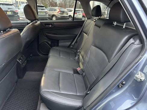 Used 2016 Subaru Outback 2.5i Limited image 11
