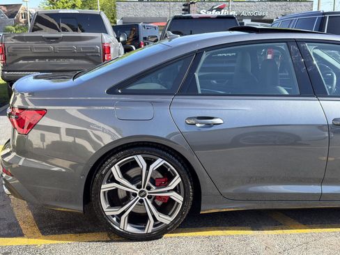 Used 2025 Audi S6 Premium Plus w/ Premium Plus Package AWD/4WD image 13