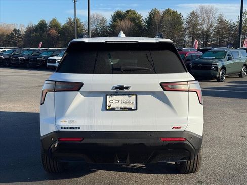New 2026 Chevrolet Equinox RS w/ Convenience Package III image 7