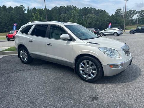 Used 2010 Buick Enclave CXL w/ Trailering Provision Package AWD/4WD image 3