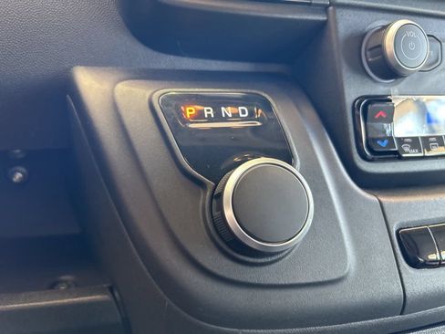 Used 2024 RAM ProMaster 3500 w/ Delivery Van Package FWD image 9