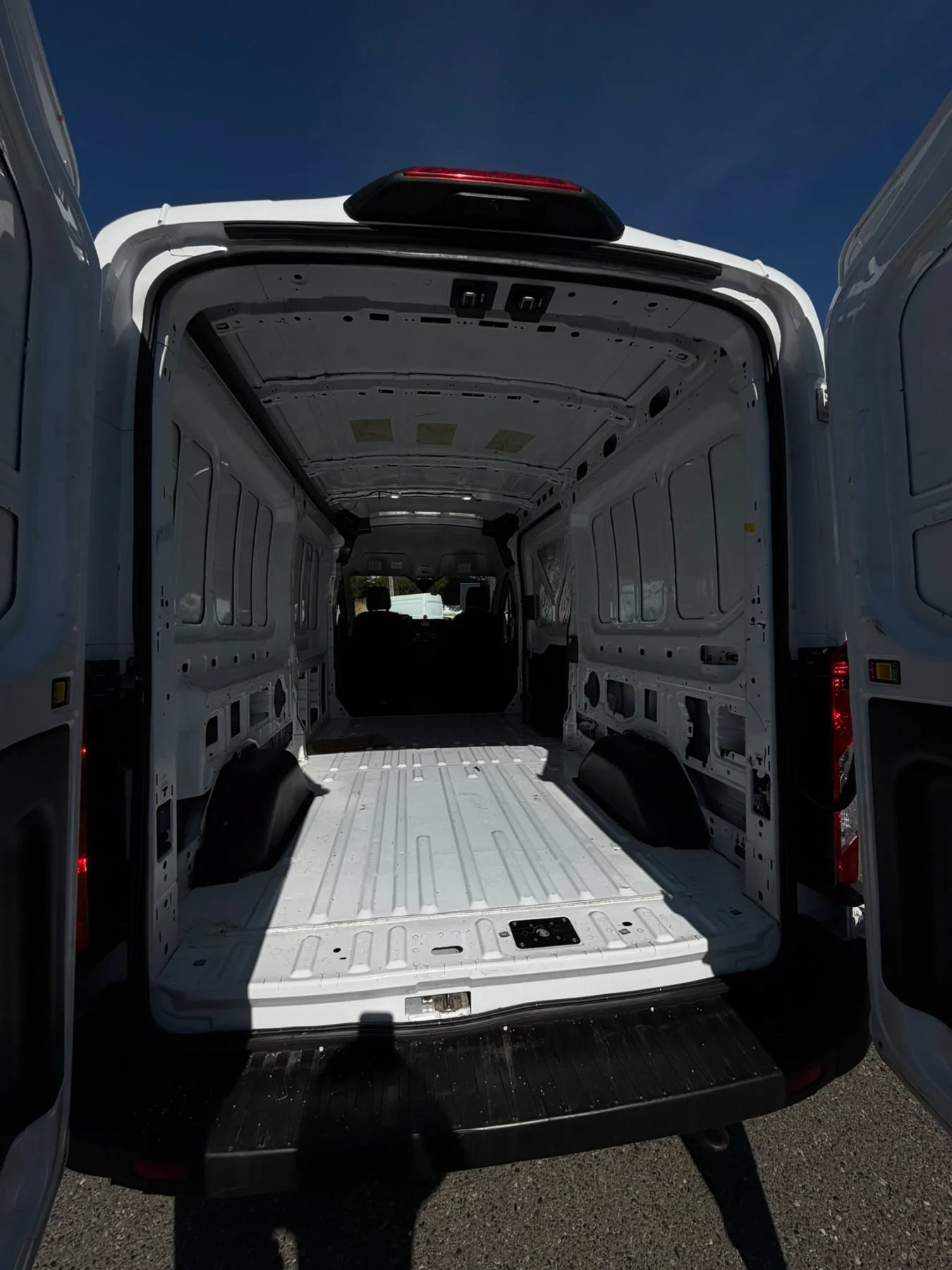Used 2023 Ford Transit 250 Medium Roof RWD image 17