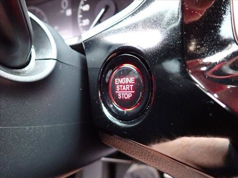 Used 2023 Honda Civic Sport image 18