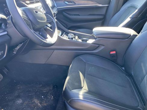 New 2026 Jeep Grand Cherokee Limited w/ Limited Altitude Package RWD image 11