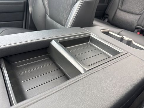 Used 2023 Toyota Tundra Limited image 29