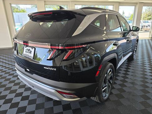 New 2026 Hyundai Tucson Limited AWD/4WD image 3