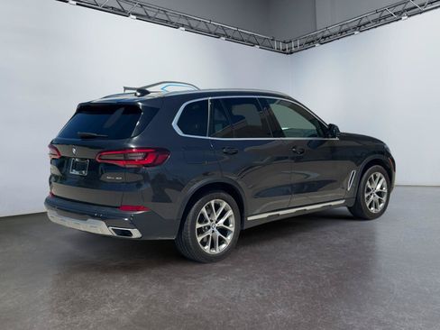 Used 2020 BMW X5 xDrive40i w/ Premium Package AWD/4WD image 3