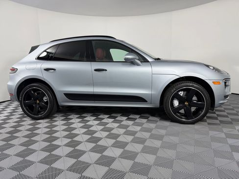 Certified 2020 Porsche Macan Turbo image 8