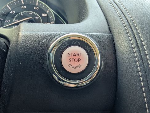 Used 2019 Nissan Armada Platinum w/ Captain's Chairs Package image 22