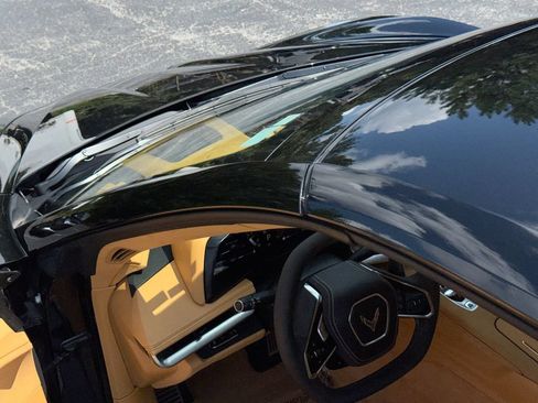 Used 2023 Chevrolet Corvette Stingray Premium Conv w/ Z51 Performance Package RWD image 30