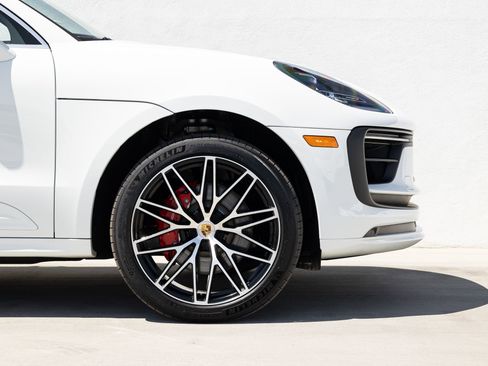 New 2026 Porsche Macan S AWD/4WD image 11