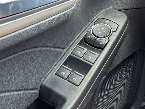 Used 2022 Ford Escape SEL FWD image 23