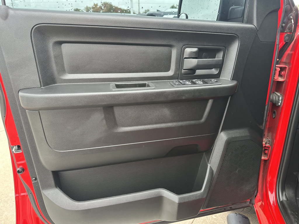 Used 2019 RAM 1500 Express w/ Wheel & Sound Group AWD/4WD image 16