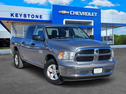 Used 2022 RAM 1500 Classic SLT image 1