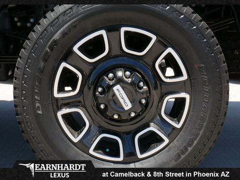 Used 2026 Ford F250 Platinum AWD/4WD image 17
