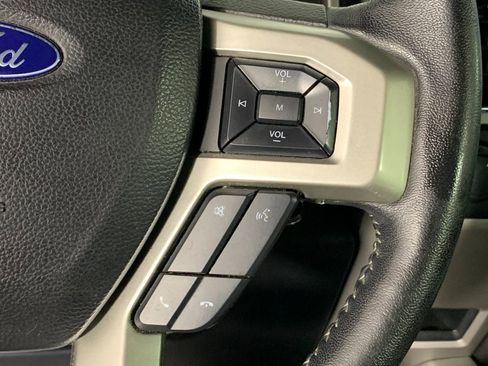 Used 2020 Ford F150 Lariat AWD/4WD image 21