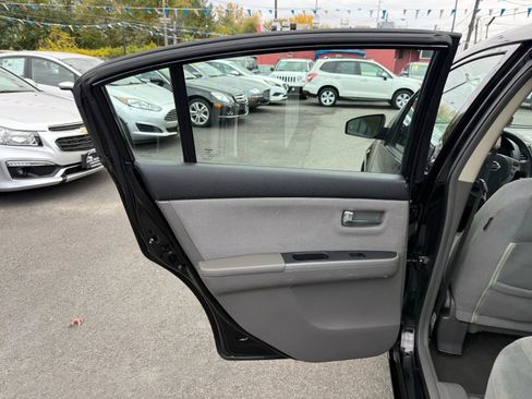 Used 2009 Nissan Sentra 2.0 S image 35