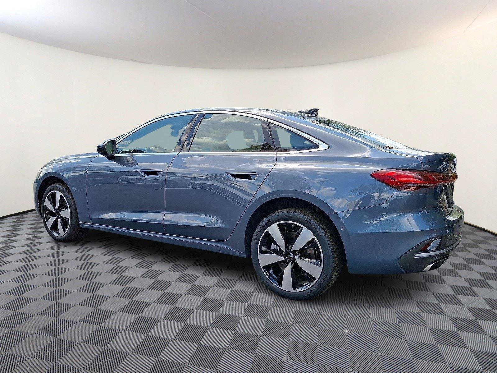 Used 2025 Audi A5 Prestige AWD/4WD image 4
